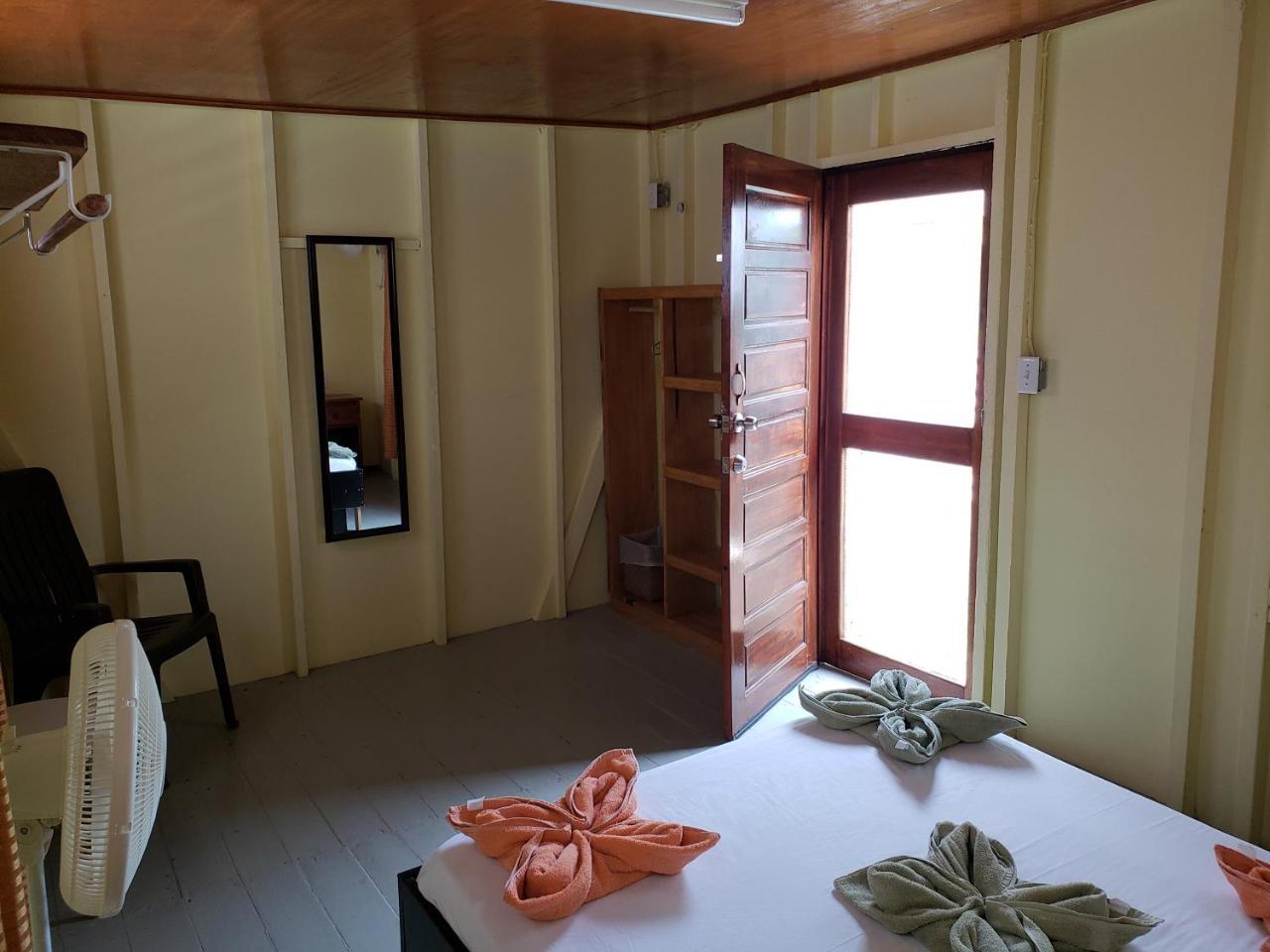 Sea N Sun Guest House Caye Caulker Eksteriør billede